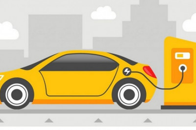 How often must electric cars change the battery?