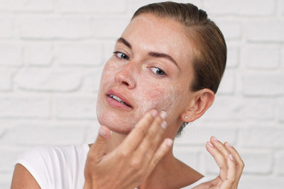 5 Ways to Exfoliate Your Skin Naturally