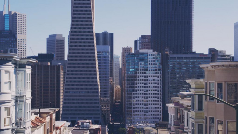 16 mustfollow facebook pages for marketers