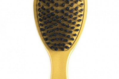Metallic Yellow Crown Brush