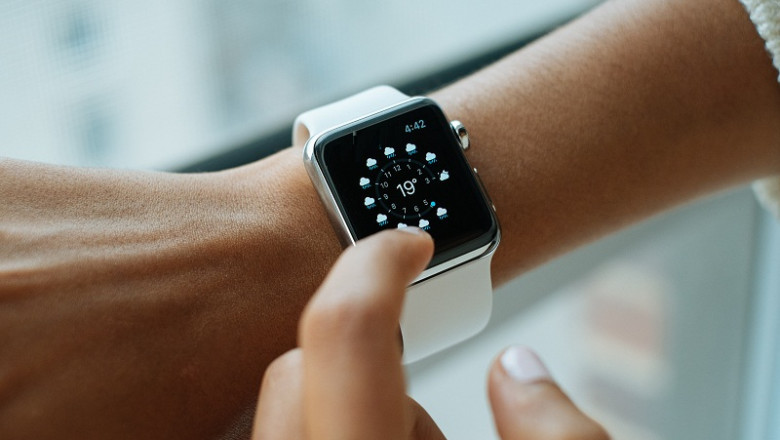 Wearable Electronic Devices Market Size, Development, Share and Forecast to 2027 with Covid19 Impact | Apple, Adidas, Google, AT&amp;T, GlassUp S.r.l