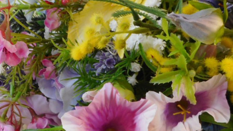 Artificial Flowers: The 8 Personal Benefits