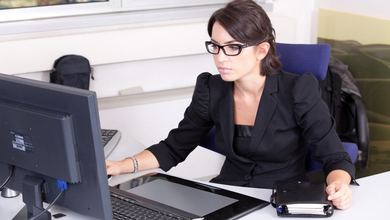 Leading 4 Positive aspects of Online Accountancy Services