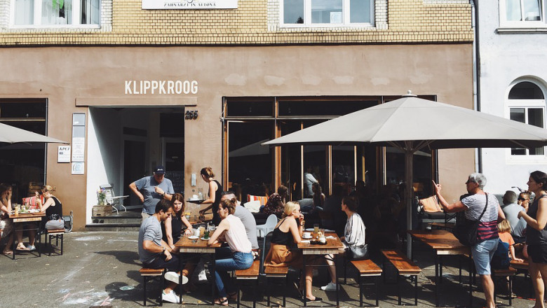 Scaling a Restaurant Franchise to Achieve Long-term Growth