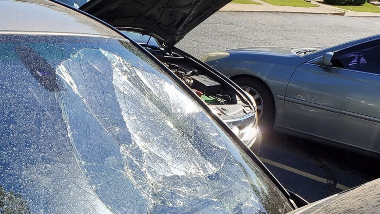 What Are The Dangers Of Not Replacing Cracked Glass From Auto Glass Tulsa OK Garage?