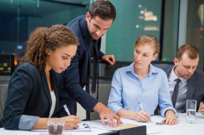Sales Performance Reporting: Critical Metrics You Must Include in Your Sales Dashboard