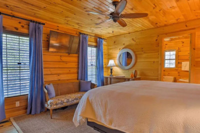 Lammsend- Luxury Cabin Rentals Asheville NC | Charming Cottage Vacation Rental in SC