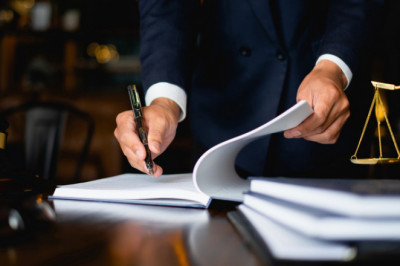 Where can I find the best defense lawyer?