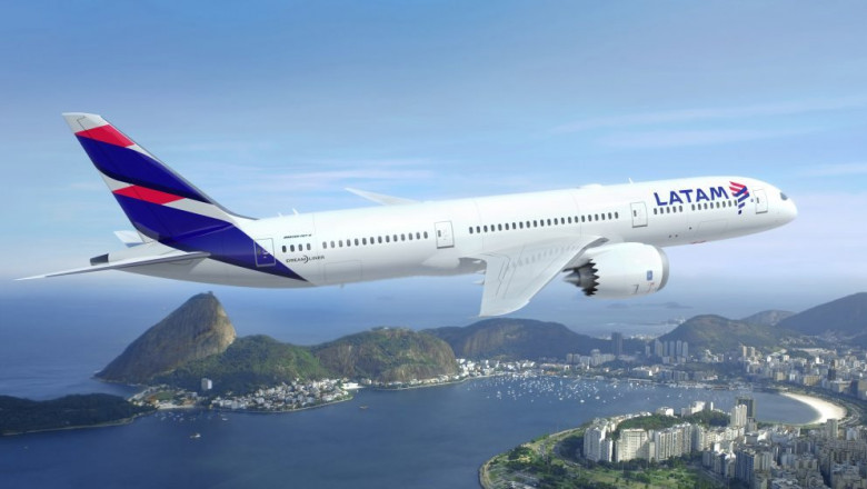 latam customer service live representative