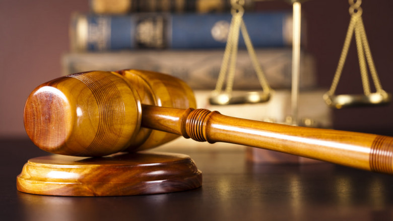 5 Reasons You Might Need a Litigation Lawyer