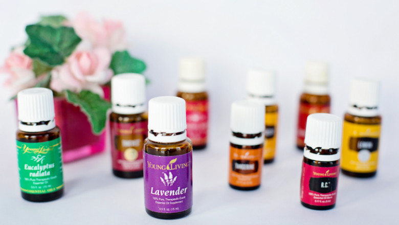 9 BEST NATURAL ESSENTIAL OIL ROLL-ON PERFUMES
