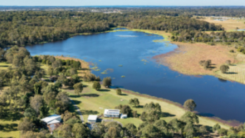 Brisbane winery with accommodation
