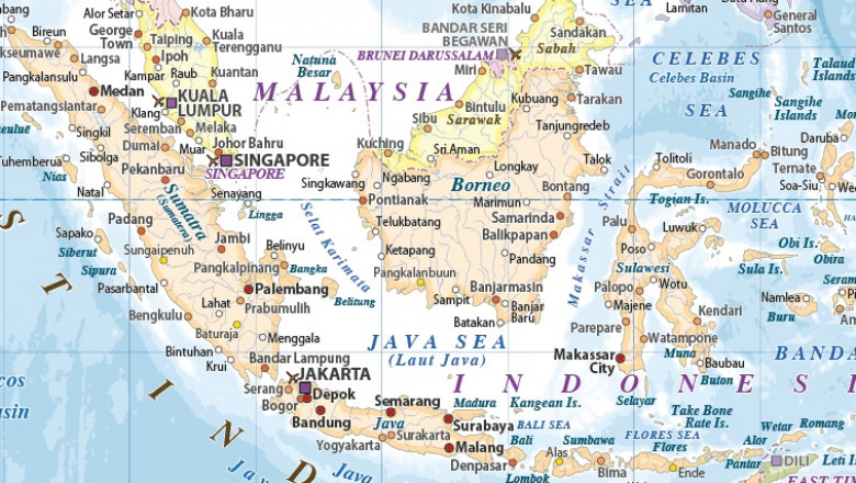 Large size World Political Maps