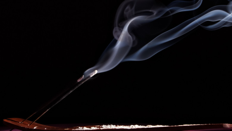 5 Health Benefits Of Burning Incense Sticks
