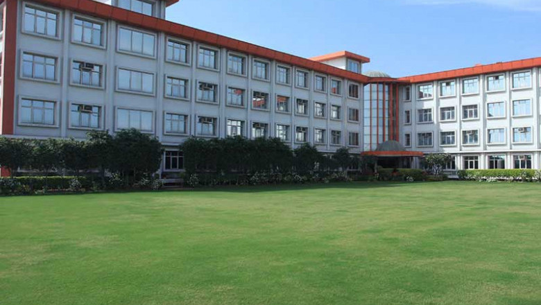 CBSE English School Near Me
