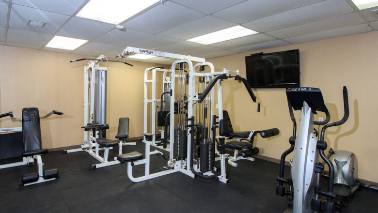 Overcoming dislocation with workout equipment