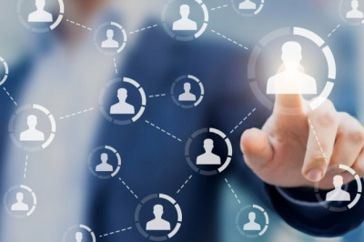 How to approach the right experiential sponsors for your event?