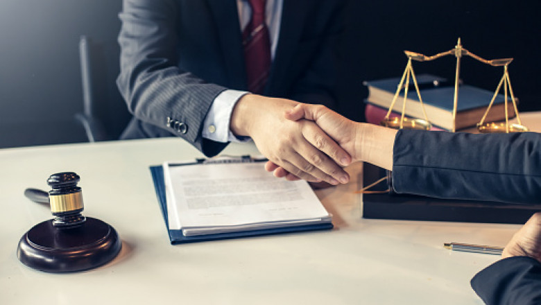 Schedule a Free Legal Consultation in Visalia