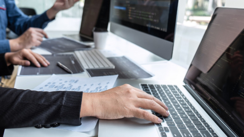 Hire Dedicated PHP Developers from Most Trusted Software Development Company | Optymize