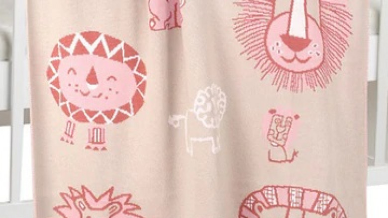 5 Great Gifting Ideas for Summer Baby Shower - Baby Blankets , Soft Toys & more