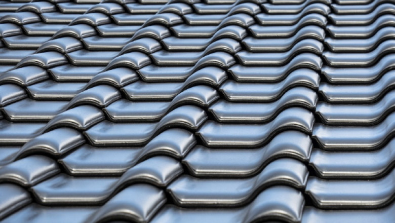 When To Repair Or Replace A Roof.