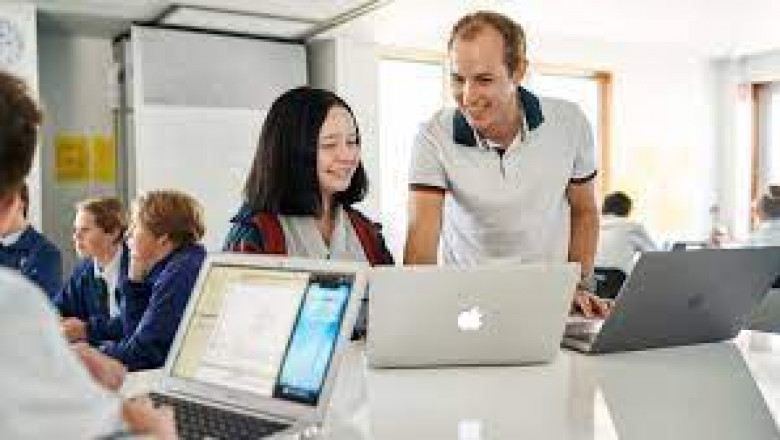 Pass Salesforce Mobile-Solutions-Architecture-Designer Exam with Updated Practice Questions