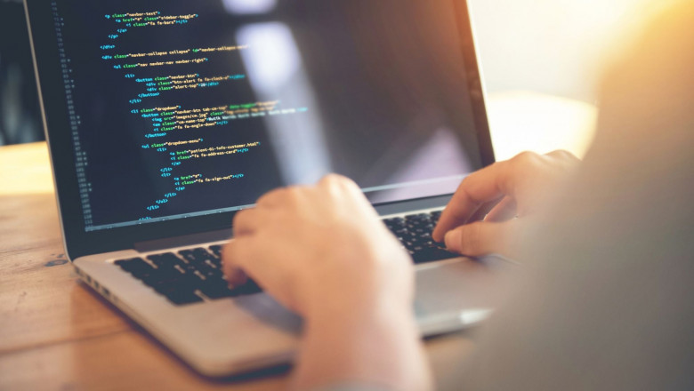 TOP REASON TO HIRE FULL STACK DEVELOPER