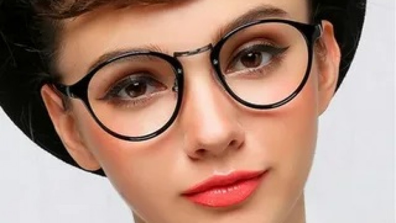 North American Eyewear Market: Industry Trends, Share, Size, Growth, Opportunities and Forecast 2021-2028