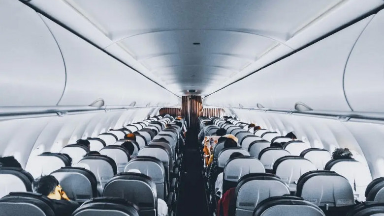 How do I upgrade my ticket at Lufthansa?