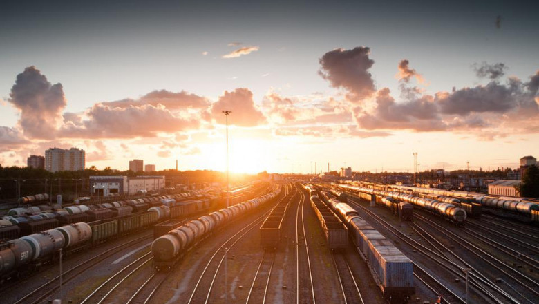 Logistics Market Size Report | Industry Diversification Across Region, Types and Application Till 2030