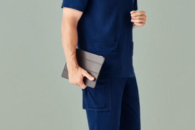 What Should Be Avoided While Buying Scrubs?