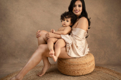 Motherhood Photoshoot tips by Ambica Photography, the Best Mommy and Me Photoshoot