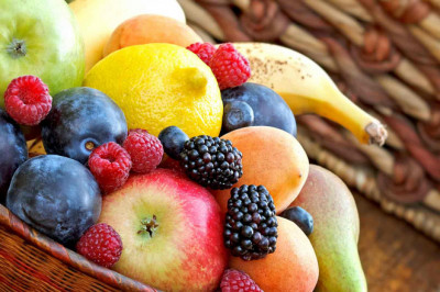 Fructose natural or artificial sugar?