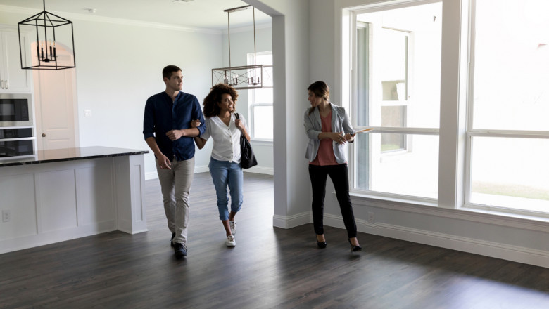 How do Realtors get paid?