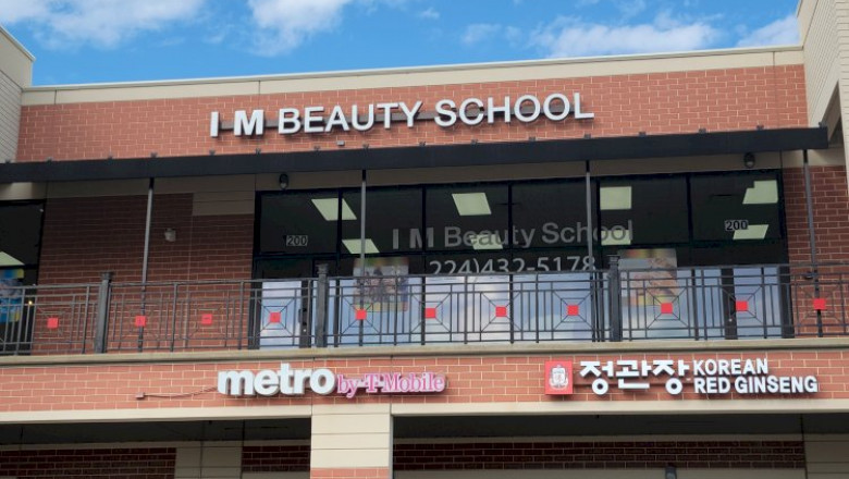 How to Choose a Cosmetology School