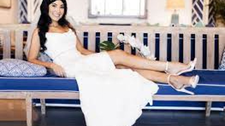 Young bride wedding gown | Best In Florida