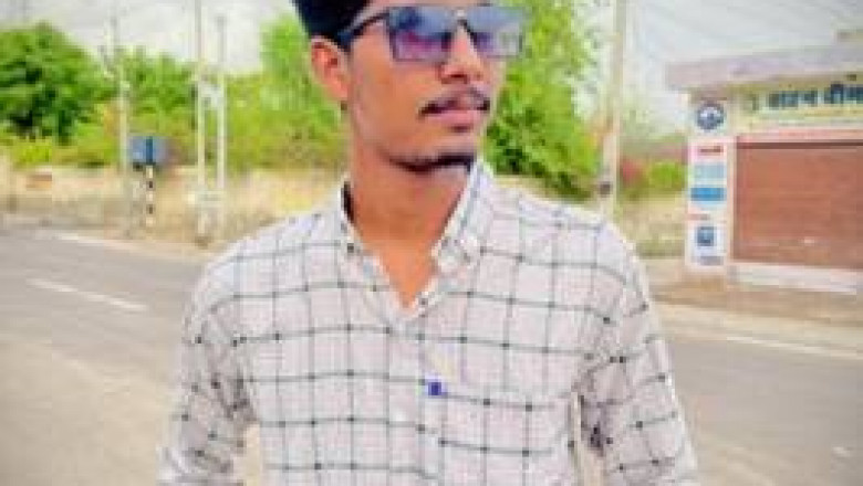 VM Prakash Trending Musical Artist
