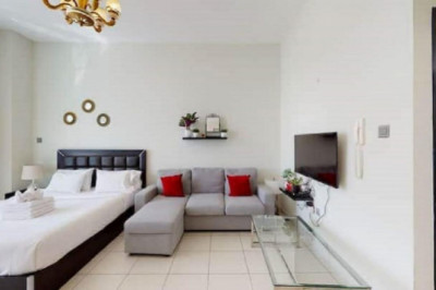 Beautiful Studio Apartment Near New Dubai Mall I Balcony I Parking I Wifi I Furnished rooms