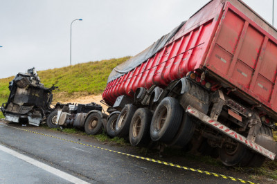 Five Things to do After an Accident with a Commercial Truck