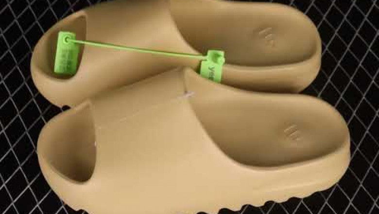 TaoSneakers - Buy Adidas Yeezy Slides Online