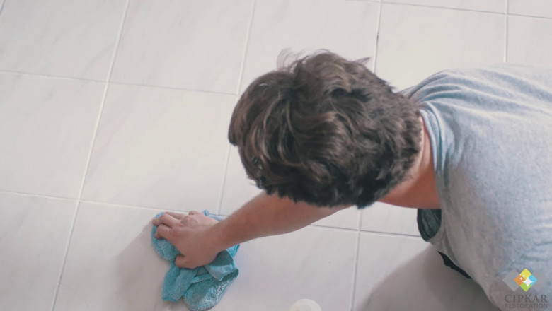 Are you searching for Grout Color Sealing Services in Chicago?
