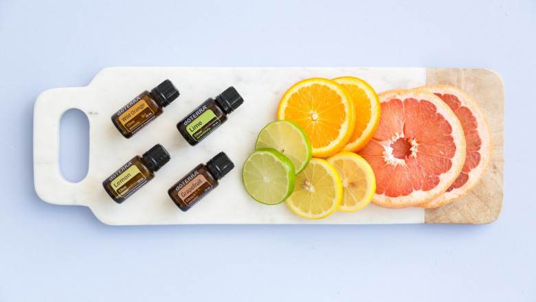 4 Essential Oils to Encourage a Positive Atmosphere