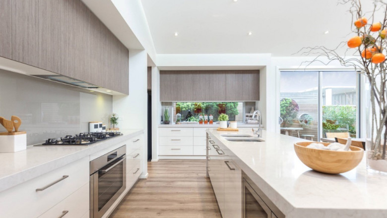 All the Benefits of Cream Kitchen Cabinets