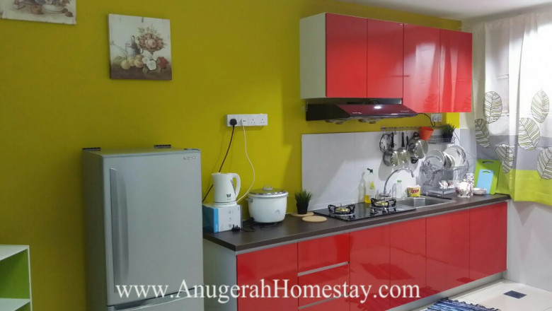 HomeStay With regard to College students