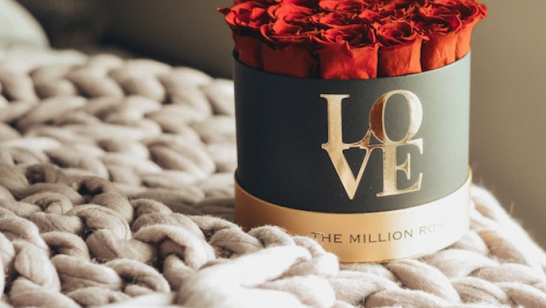 3 Reasons to Celebrate Romance Awareness Month with Roses That Last