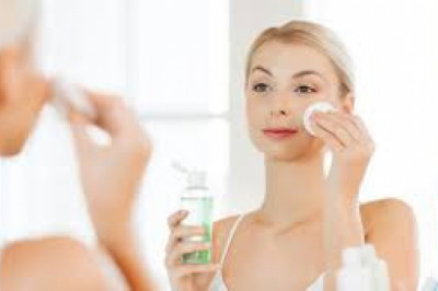 Best Toner Under 100, 200 Rupees – Best Affordable Toner for Oily Skin