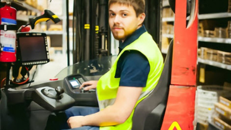 Better Usage Space due to Deep Reach Telescopic Forklift Trucks