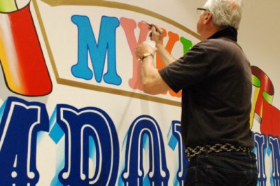 Sign Writing Melbourne | Traditional signwriting | Vic Signs