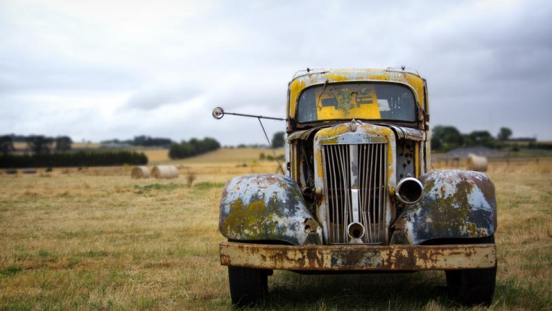 essential variables of vehicle shipping in canada