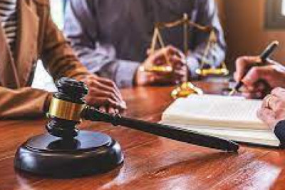 How can I locate a top family lawyer in Chennai?